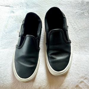 Leather black women vans classic slip-ons. size 6